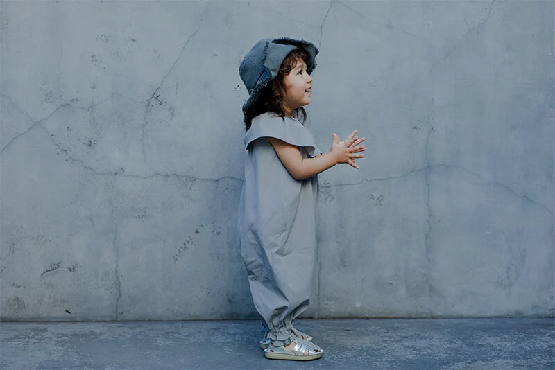 pofu戶外玩耍休閒連身休閒服四季男女寶通用