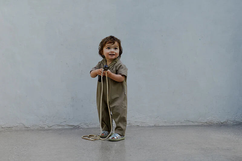 suton系列戶外玩耍休閒連身休閒服四季男女寶通用