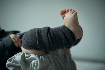 leg warmers 2 charcoal棉質保暖腿套0-2歲