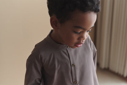 kardia 2 olive防污圍裙式洋裝適合用餐繪畫手工