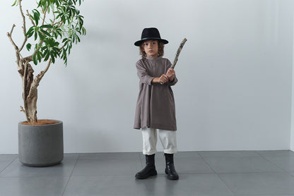 kardia 2 olive防污圍裙式洋裝適合用餐繪畫手工