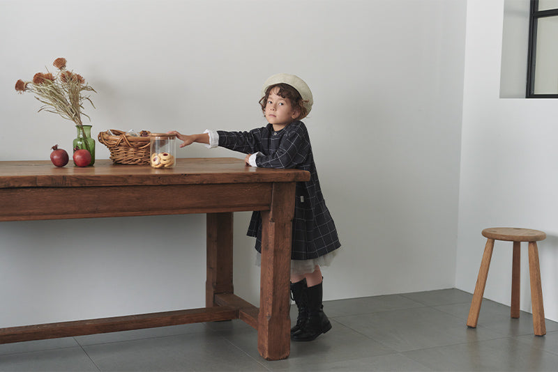 kardia 3 graph black防污圍裙式洋裝適合用餐繪畫手工