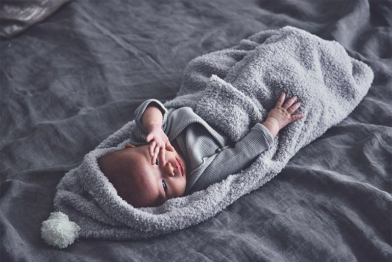 Organic hooded blanket 2 ice grey灰色多用途多功能嬰兒毯