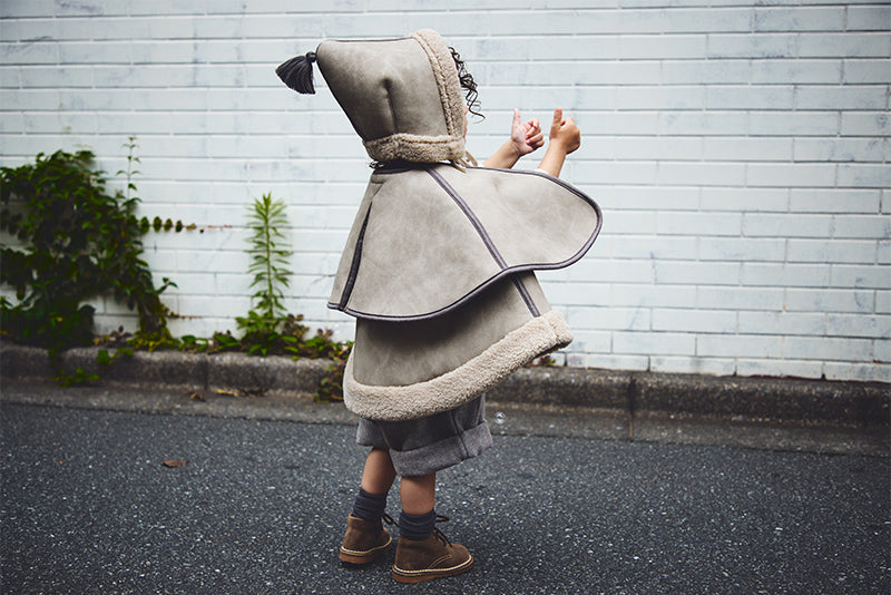 sonnet mouton greige一衣三用！新生兒至學步的羊毛皮斗篷/外套/蓋毯