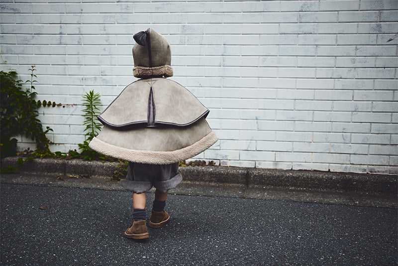 sonnet mouton greige一衣三用！新生兒至學步的羊毛皮斗篷/外套/蓋毯