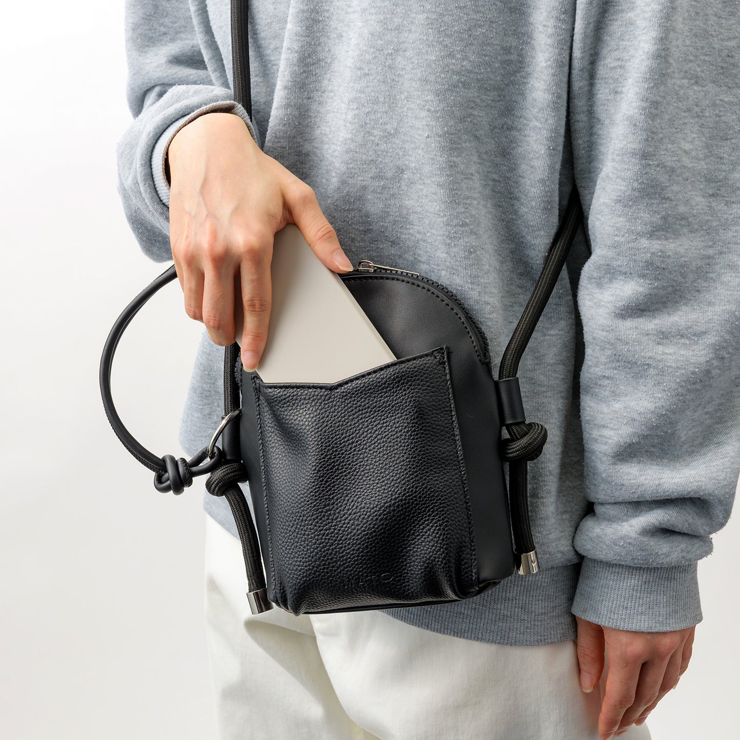 [Mato 2026]ZIPLINE PHONE BAG WHITE智慧型手機包