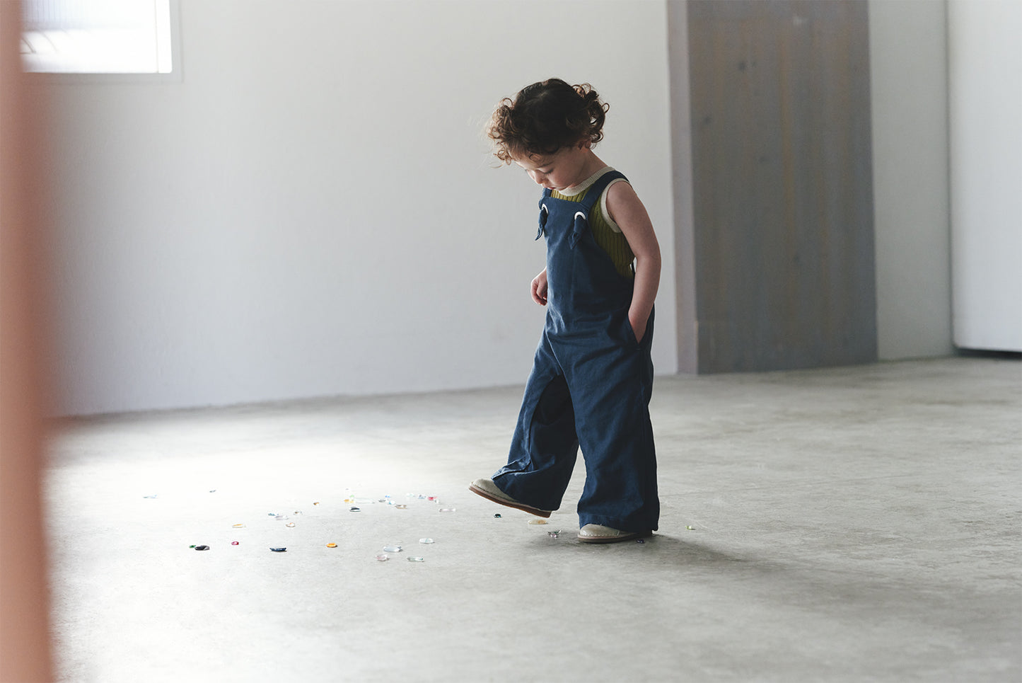 loisir salopette 2 peacock深藍色成長型背帶褲