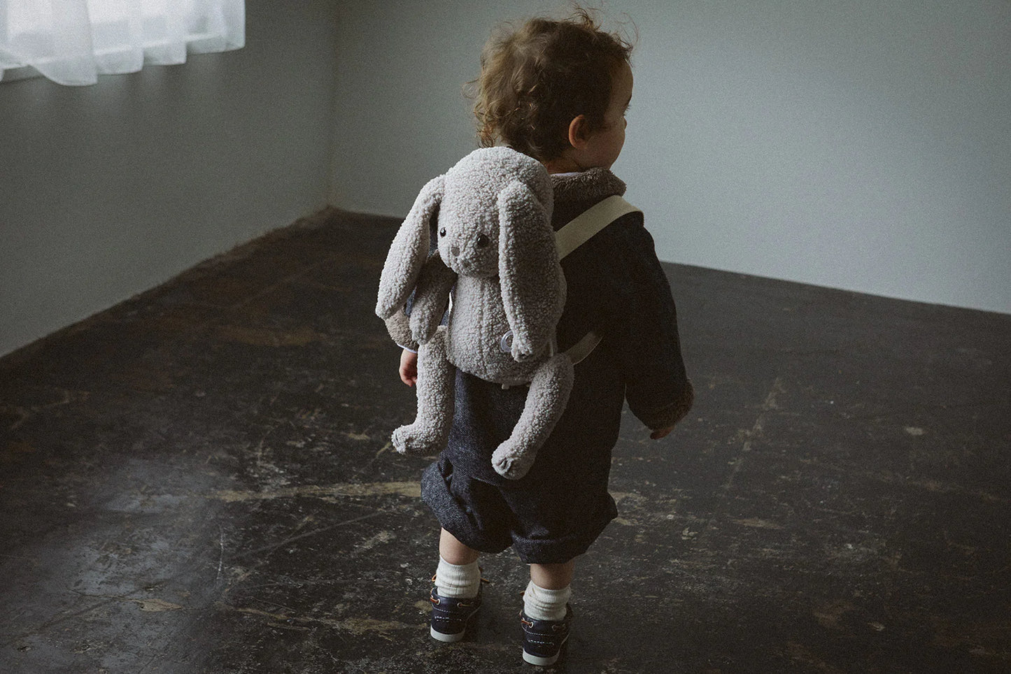 Multifunctional stuffed animal BFF+bunny 多功能毛絨兔子背包娃娃兩色