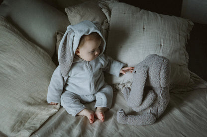 Multifunctional stuffed animal BFF+bunny 多功能毛絨兔子背包娃娃兩色