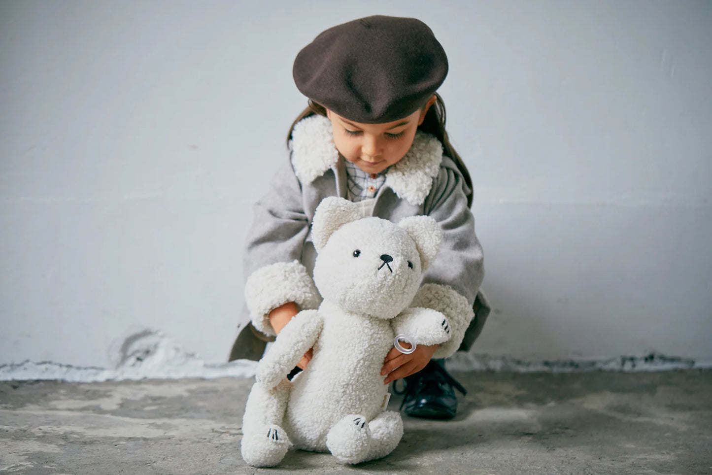 Multifunctional stuffed animal BFF+ 3 bear milk多功能毛絨熊背包娃娃