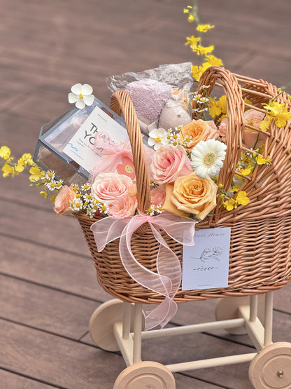 「提前一週預定」MARLISSE X REVER 限定新生兒藤編手推車花籃禮盒
