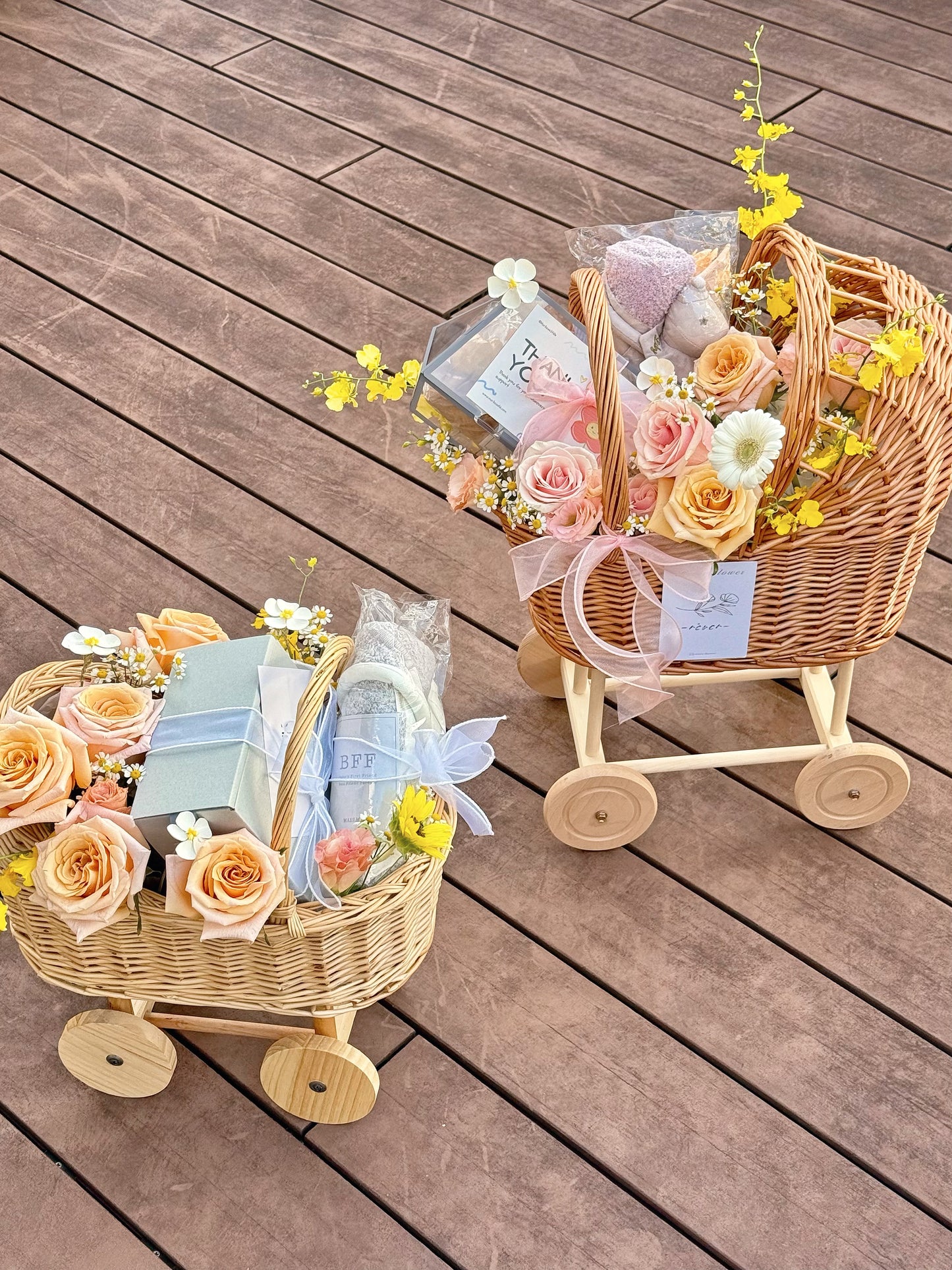 「提前一週預定」MARLISSE X REVER 限定新生兒藤編手推車花籃禮盒