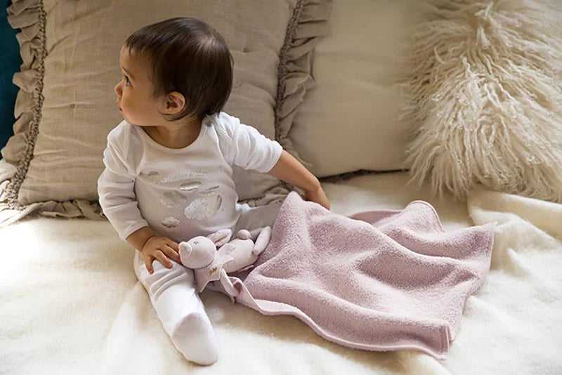 Multifunctional stuffed toy BFF 1 Lily bunny兔子小毯子附搖鈴多功能玩偶