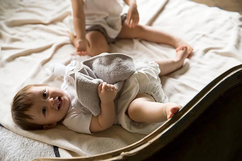 Multifunctional stuffed toy BFF 2 Noah bear可愛毛絨熊小毯子附搖鈴多功能