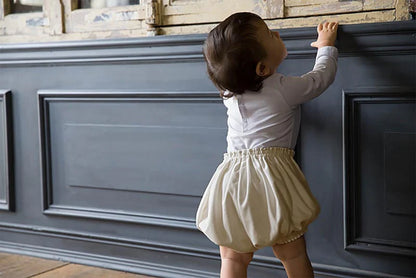 bloomers 7 iris white白色燈籠褲男女寶適用0～3歲