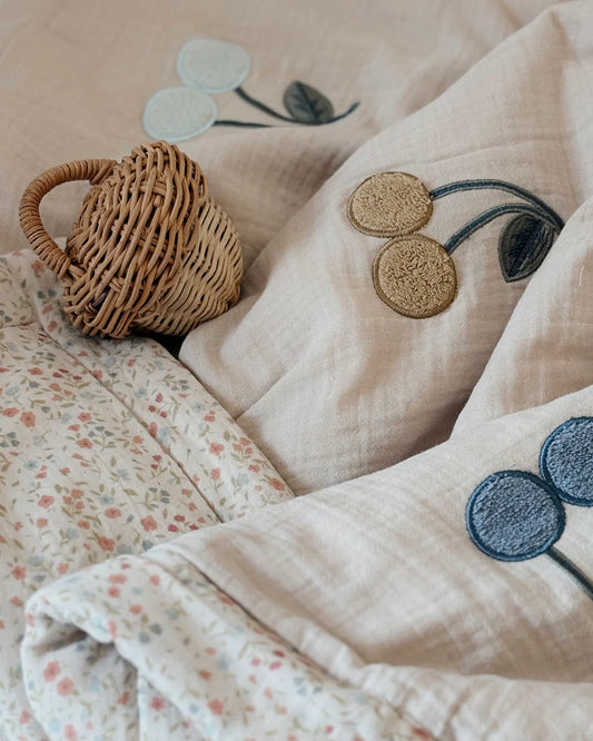 「🇨🇭Elly+lune」Nova Toddler Blanket - Cherries 100X130CM